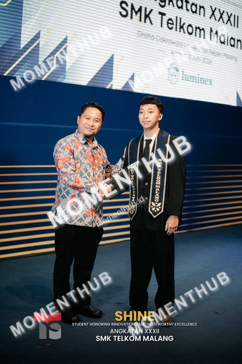 shine-smk-telkom-malang-prosesi-wisuda-150