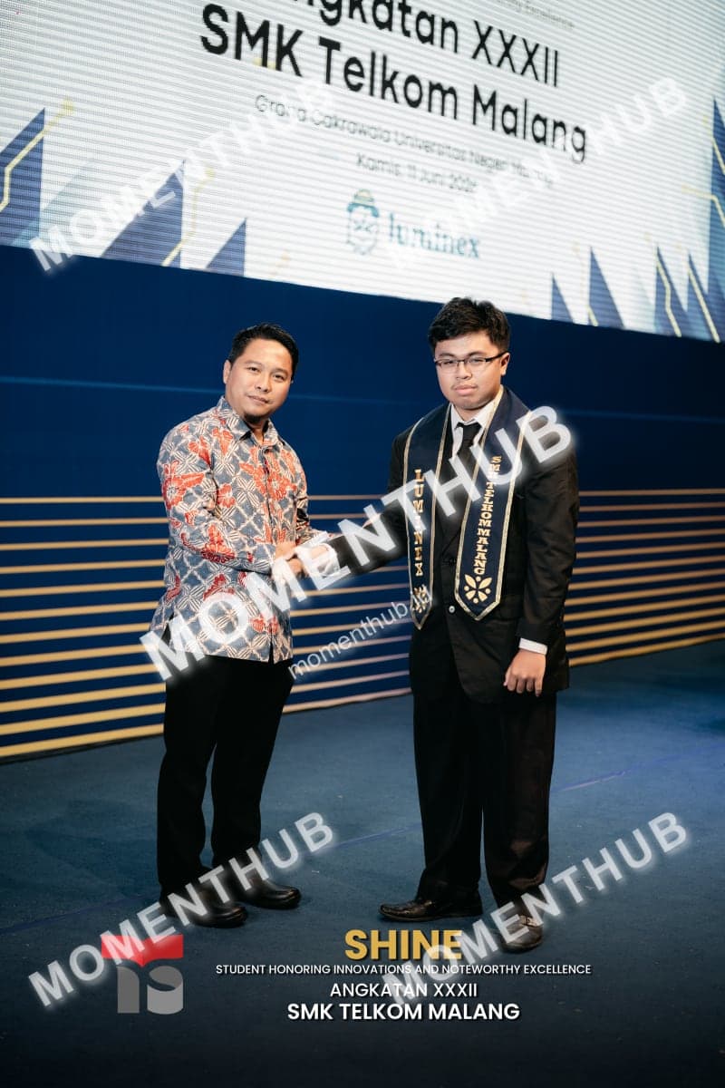 shine-smk-telkom-malang-prosesi-wisuda-189
