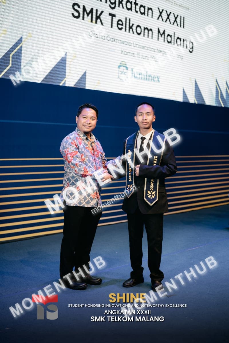 shine-smk-telkom-malang-prosesi-wisuda-213