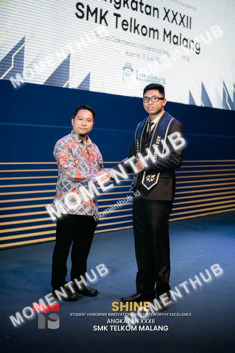 shine-smk-telkom-malang-prosesi-wisuda-232