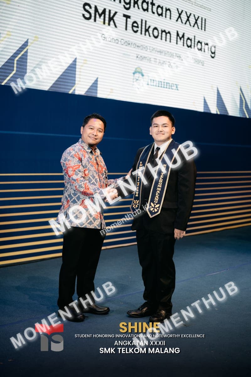 shine-smk-telkom-malang-prosesi-wisuda-230