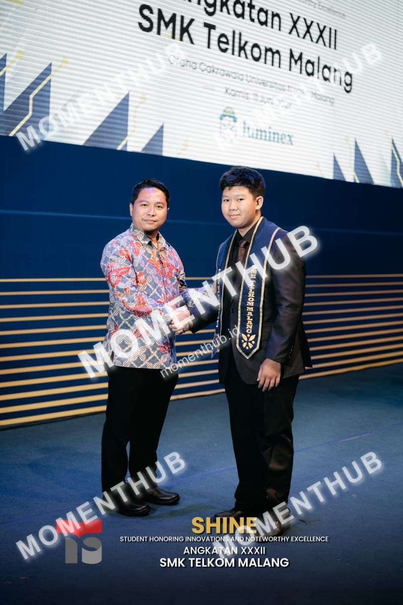 shine-smk-telkom-malang-prosesi-wisuda-248