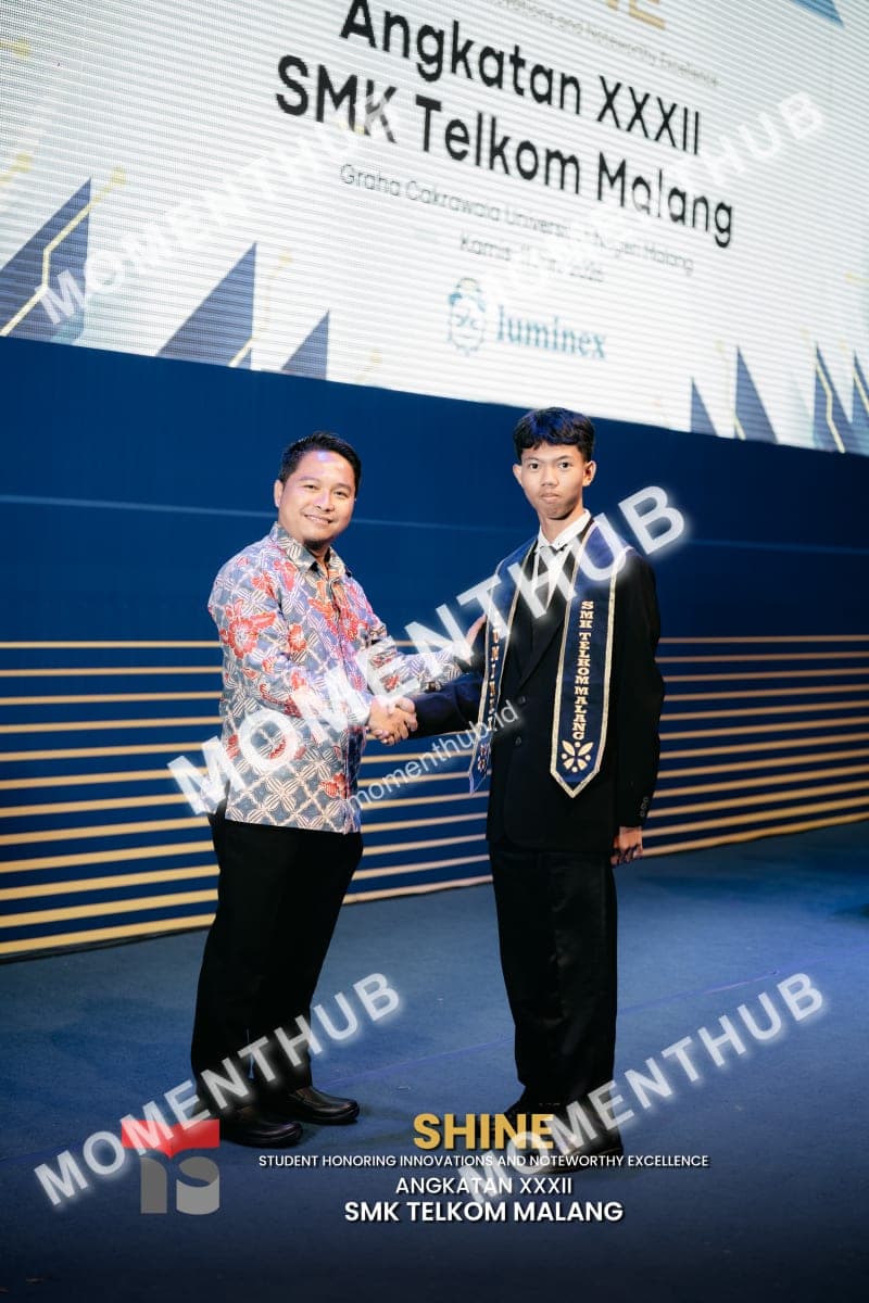 shine-smk-telkom-malang-prosesi-wisuda-304