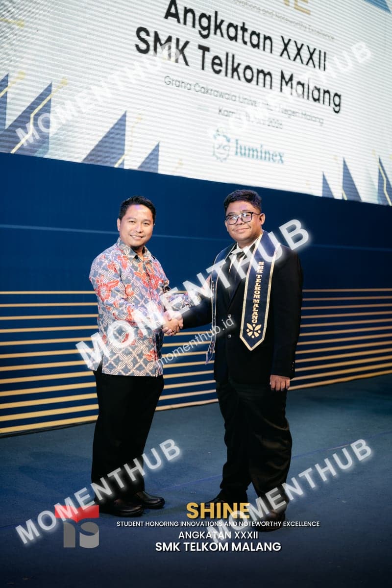 shine-smk-telkom-malang-prosesi-wisuda-303