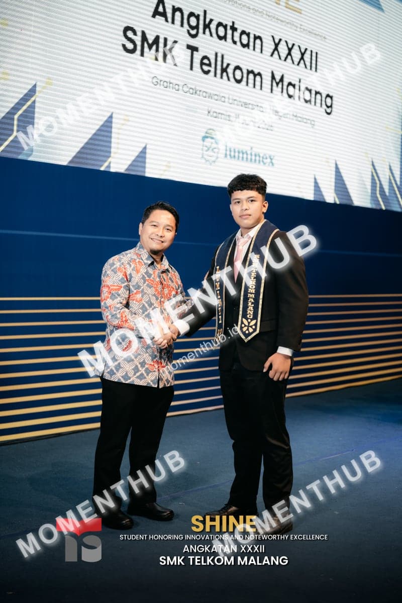 shine-smk-telkom-malang-prosesi-wisuda-314
